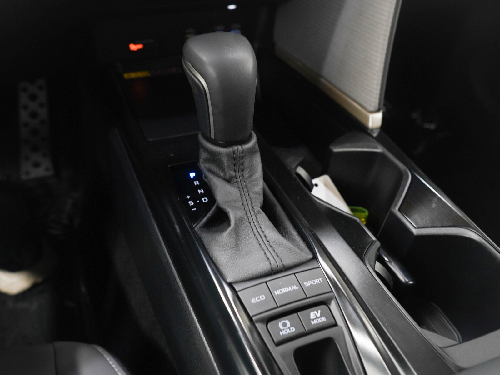 Used 2026 Toyota Camry SE w/ Multimedia Upgrade Package image 22