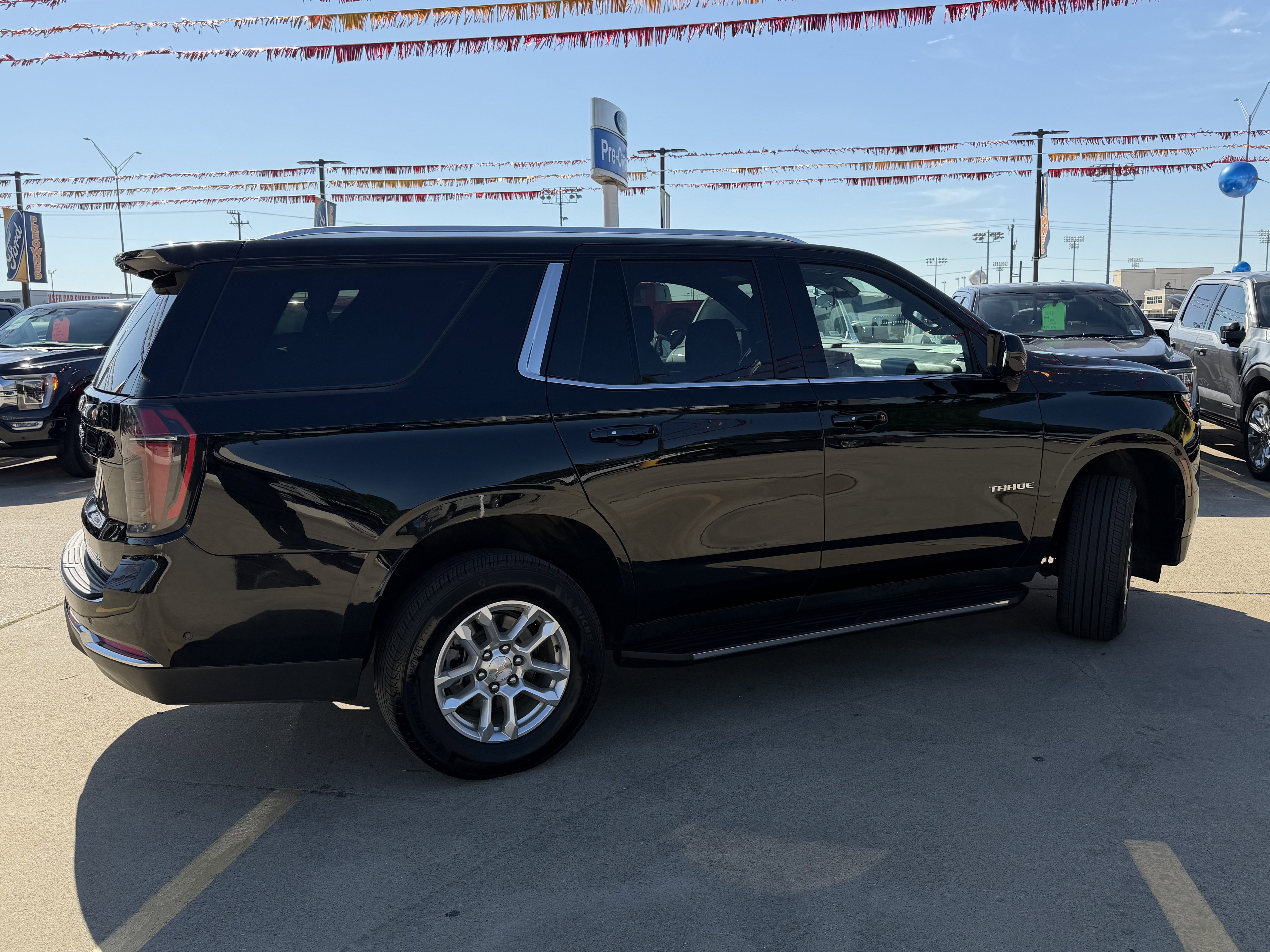 Used 2025 Chevrolet Tahoe LT AWD/4WD image 5