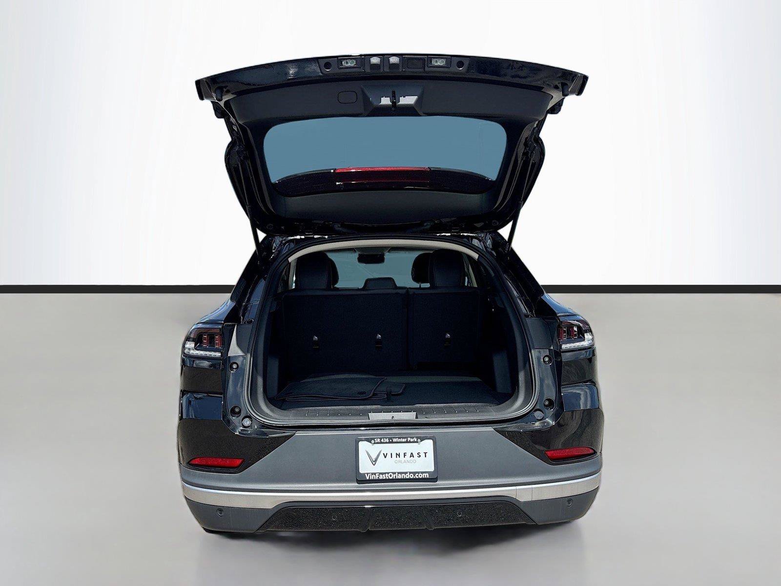 New 2025 VinFast VF 8 Eco AWD/4WD image 25