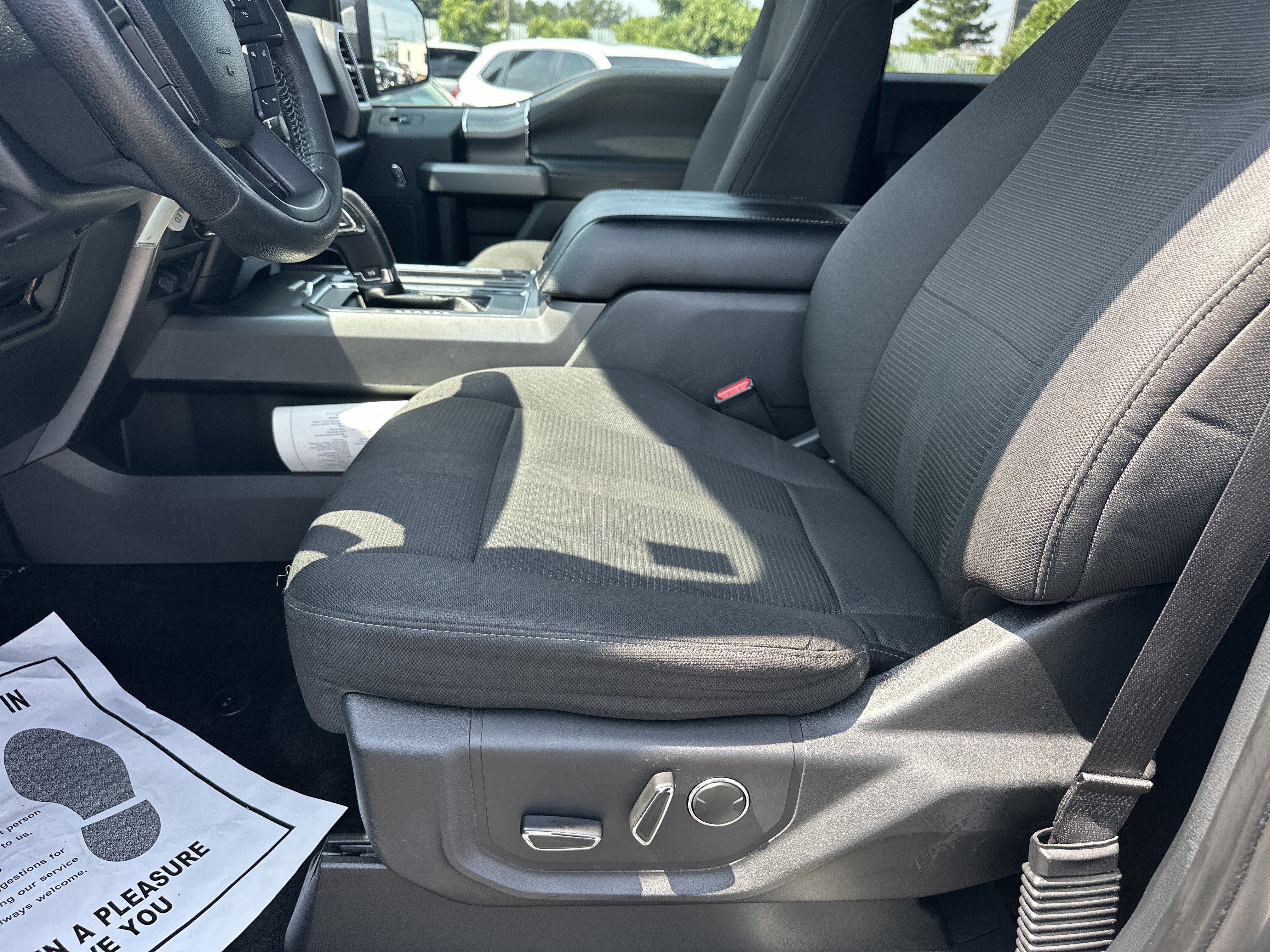 Used 2016 Ford F150 XLT w/ Equipment Group 302A Luxury RWD image 9
