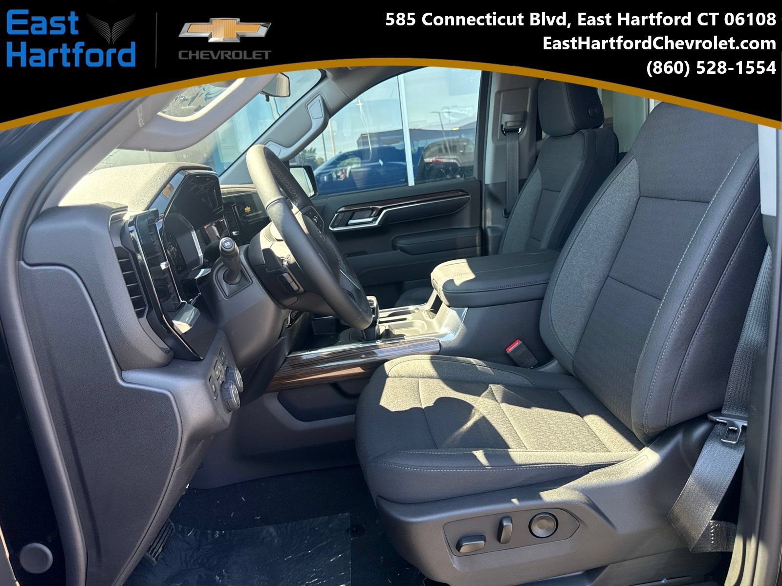 New 2026 Chevrolet Silverado 1500 LT Trail Boss w/ Safety Package AWD/4WD image 16