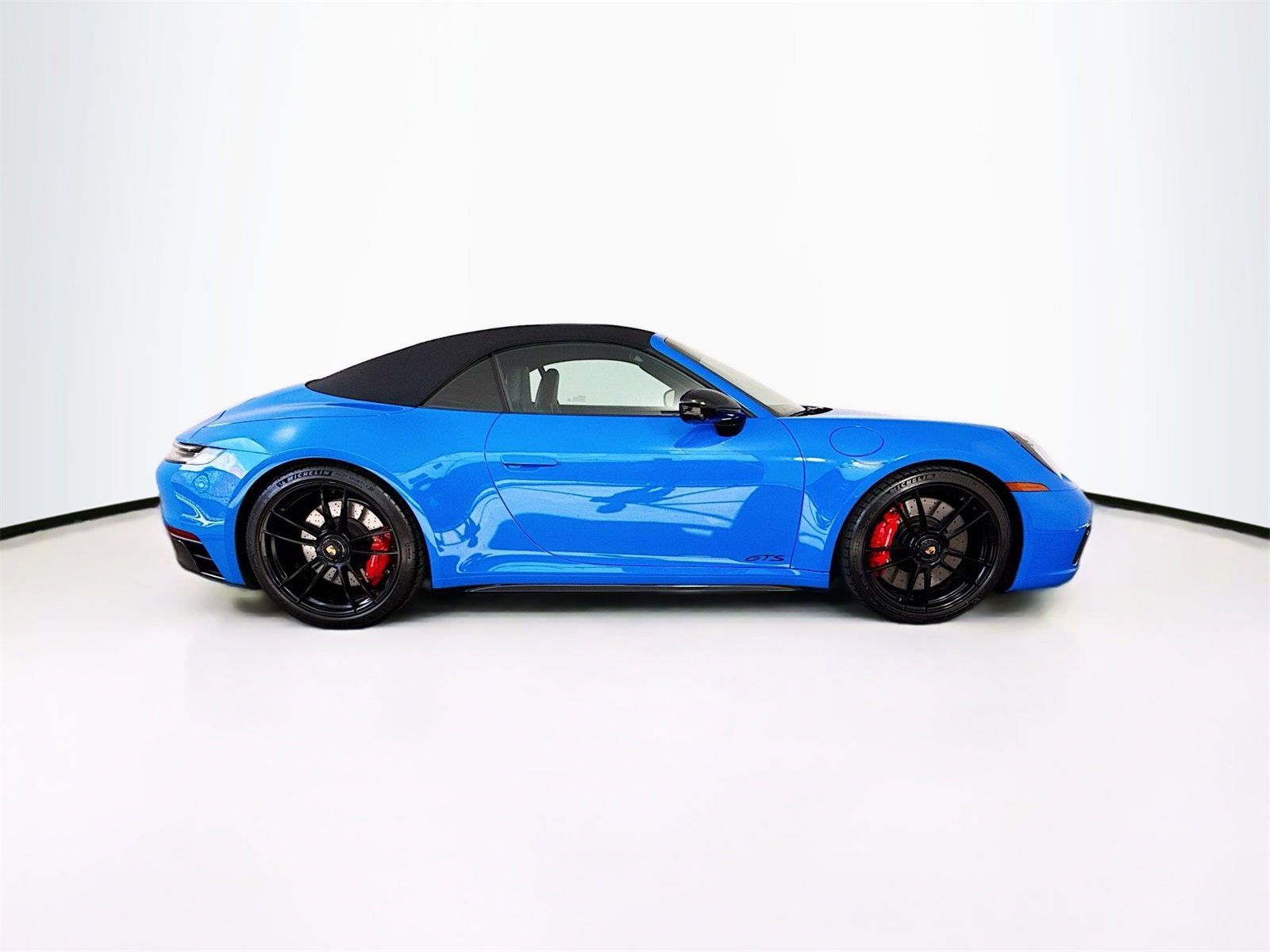 Certified 2023 Porsche 911 Carrera 4 GTS image 8
