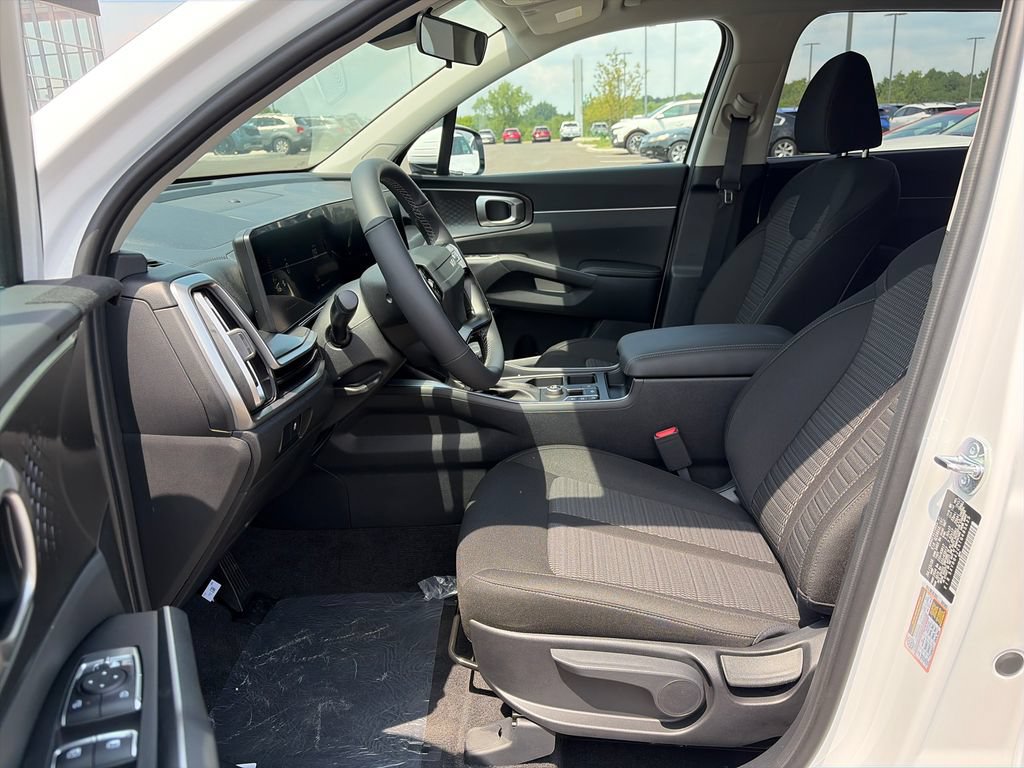 New 2026 Kia Sorento LX FWD image 14