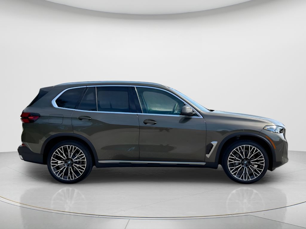 New 2026 BMW X5 xDrive40i AWD/4WD image 4
