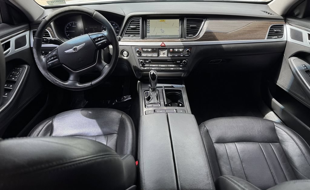 Used 2015 Hyundai Genesis 3.8 AWD/4WD image 26