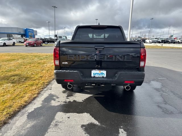 New 2026 Honda Ridgeline Black Edition image 4