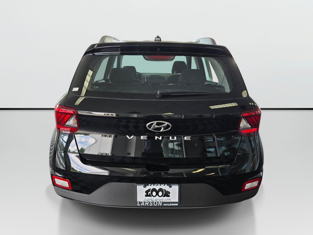 New 2026 Hyundai Venue SEL FWD image 4