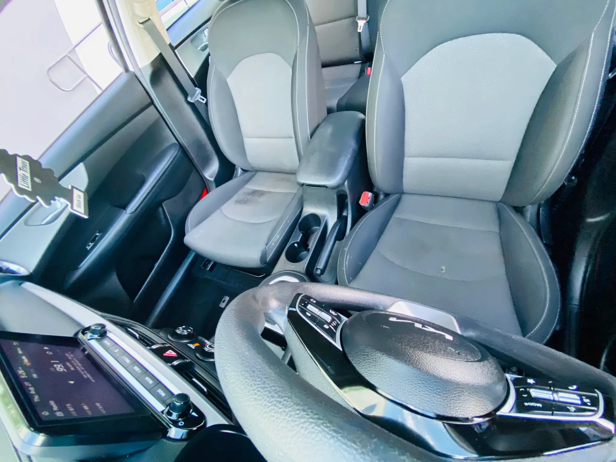 Used 2023 Kia Forte LXS FWD image 19
