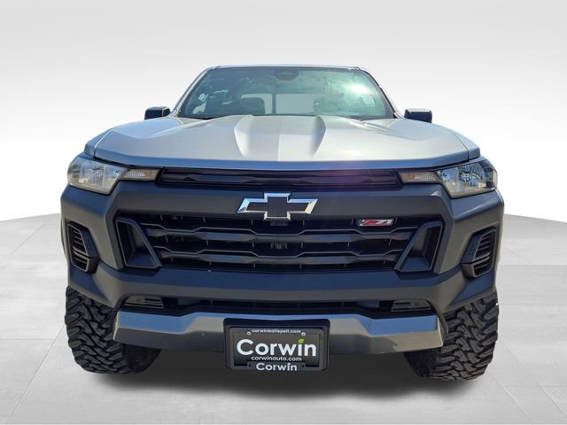 Used 2023 Chevrolet Colorado Trail Boss w/ Advanced Trailering Package AWD/4WD image 4