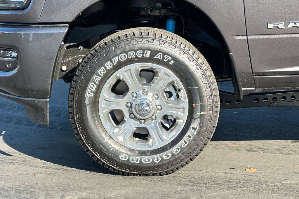 New 2026 RAM 2500 Big Horn AWD/4WD image 23