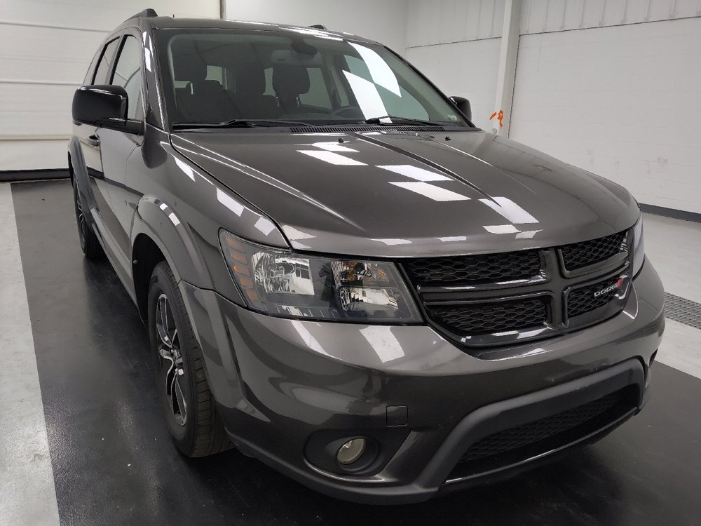 Used 2018 Dodge Journey SXT w/ Blacktop Package FWD image 14