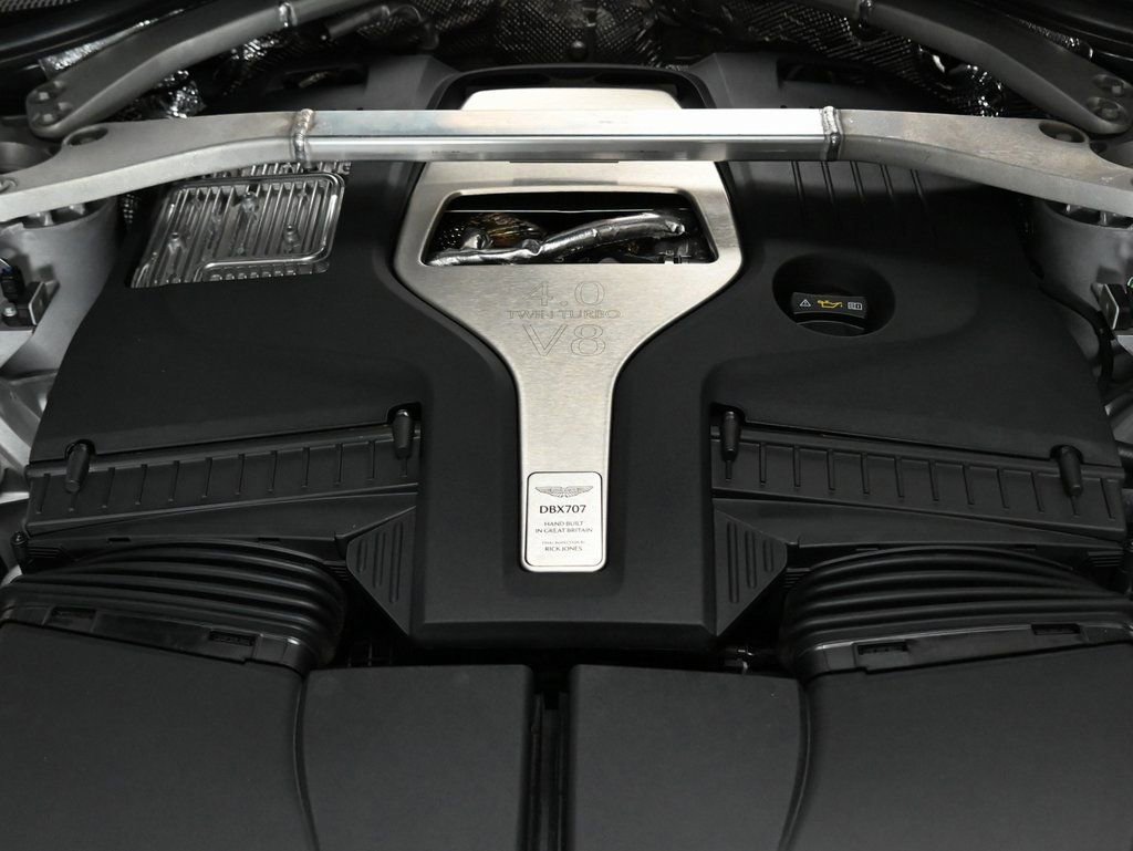 New 2026 Aston Martin DBX 707 image 31