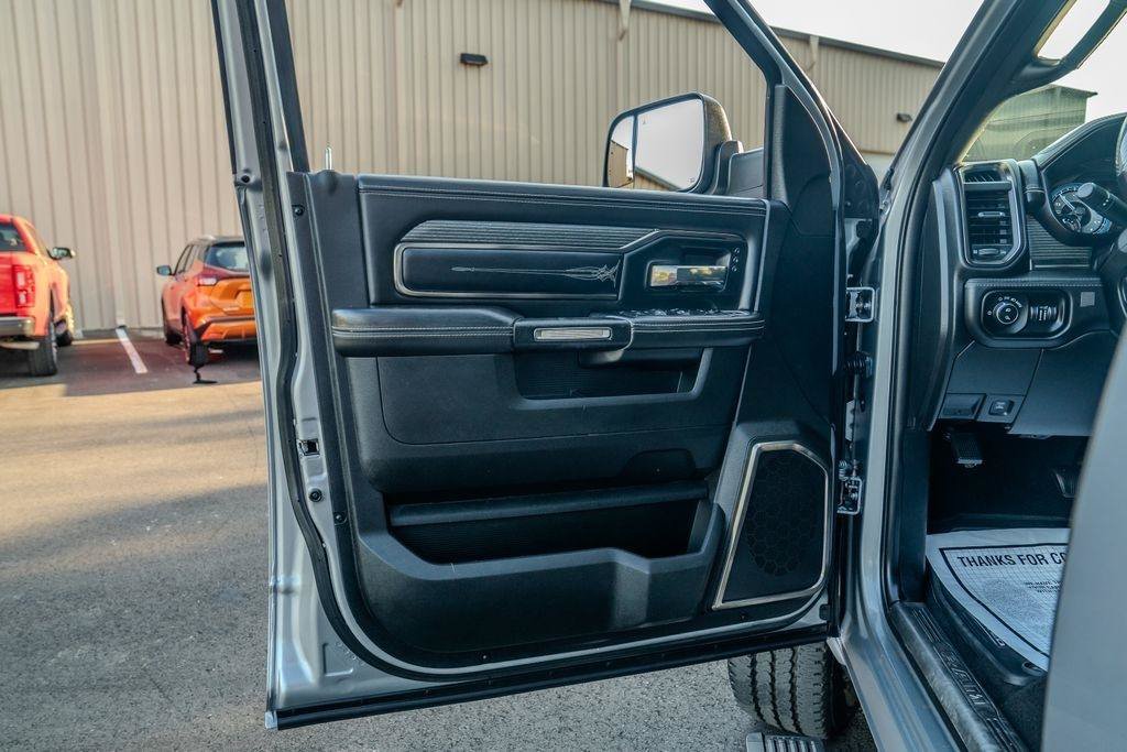 Used 2021 RAM 2500 Limited AWD/4WD image 13