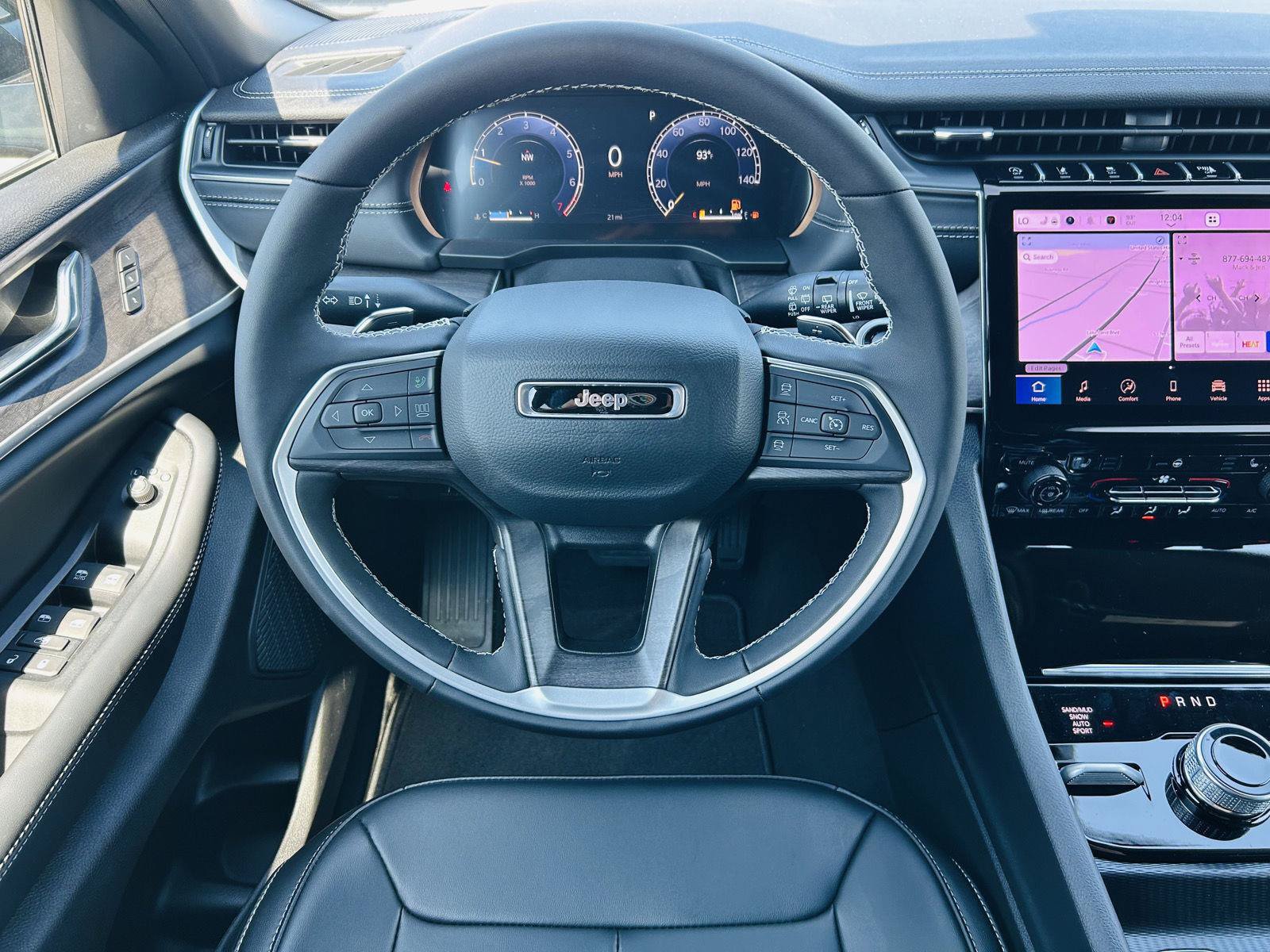 New 2025 Jeep Grand Cherokee Limited AWD/4WD image 17