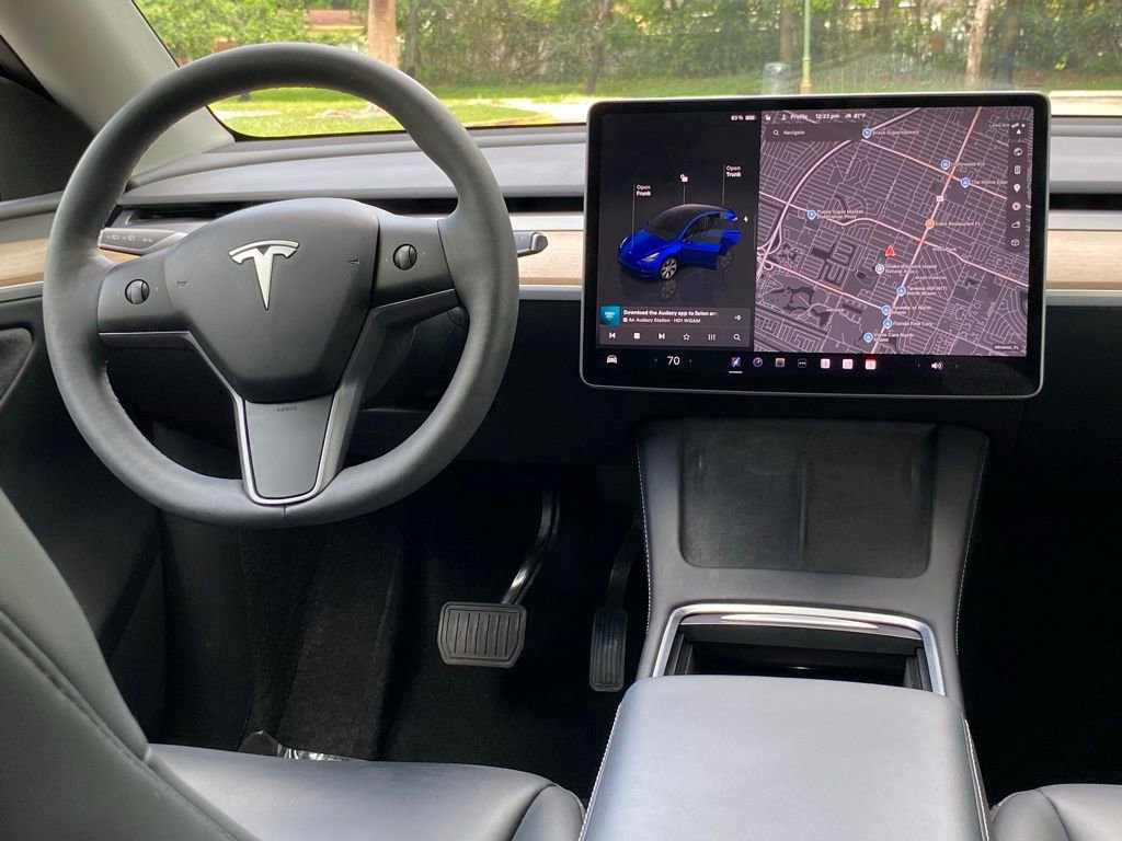 Used 2024 Tesla Model Y Long Range image 19