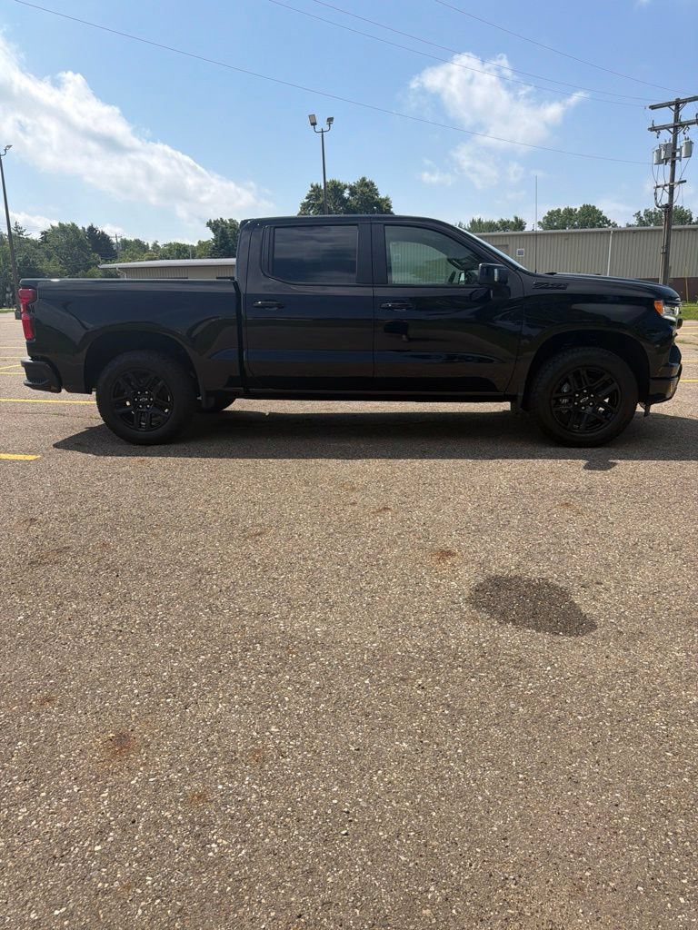 New 2026 Chevrolet Silverado 1500 RST w/ Safety Package AWD/4WD image 4