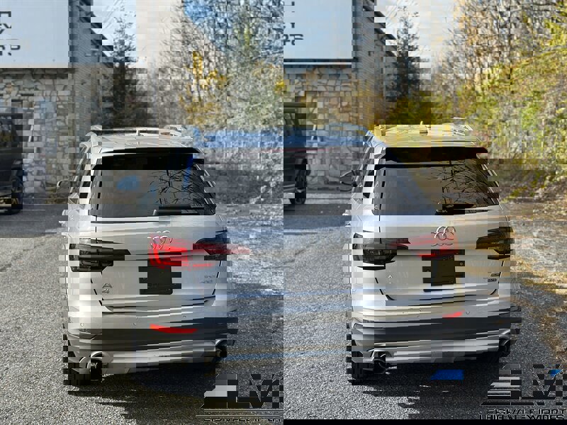 Used 2019 Audi A4 2.0T allroad Premium Plus image 9