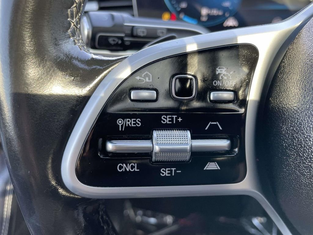 Used 2021 Mercedes-Benz GLS 450 4MATIC image 37