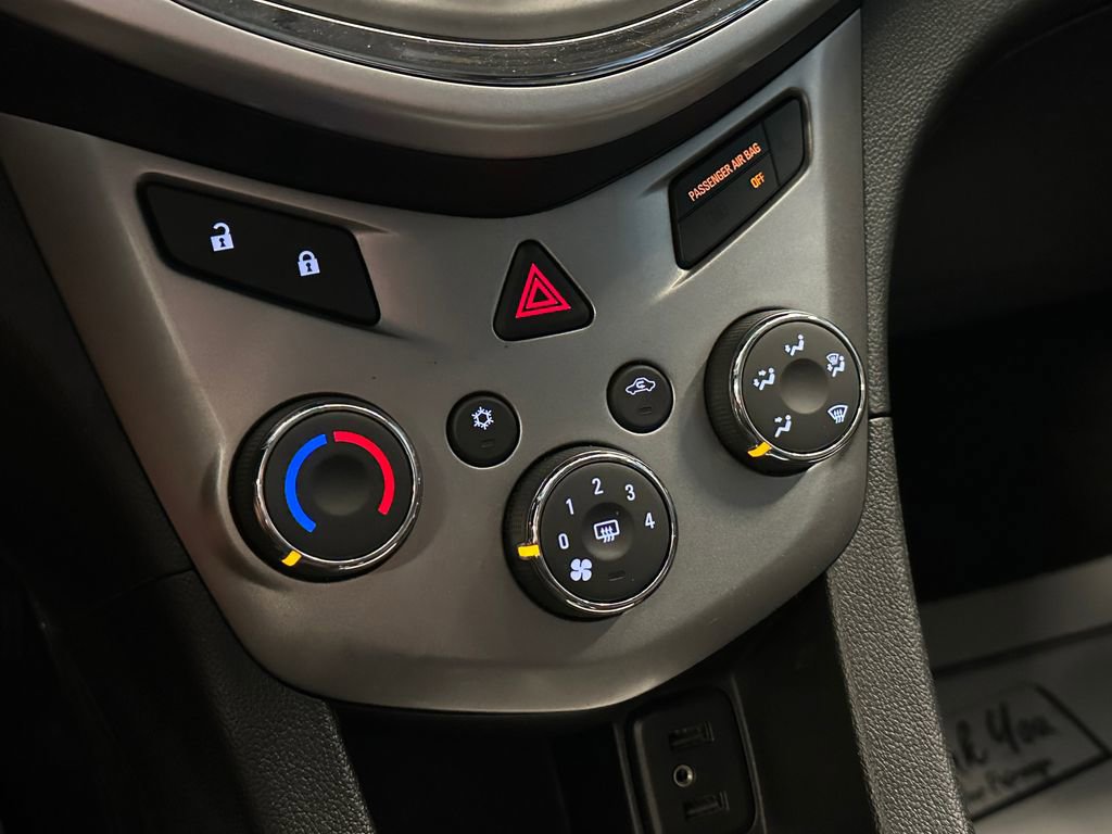 Used 2019 Chevrolet Sonic LT FWD image 15