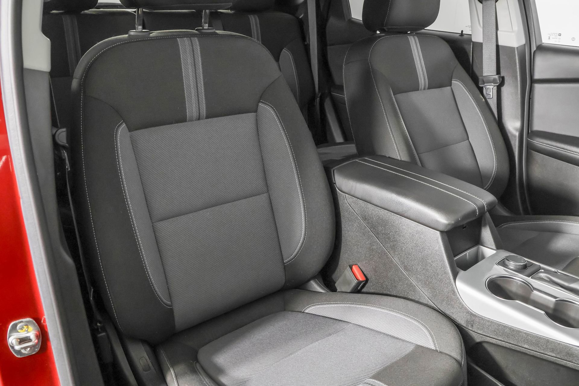Used 2024 Chevrolet Blazer LT w/ Convenience Package FWD image 44