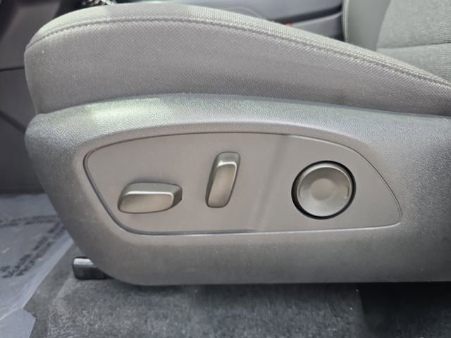 Certified 2025 GMC Acadia Elevation image 18