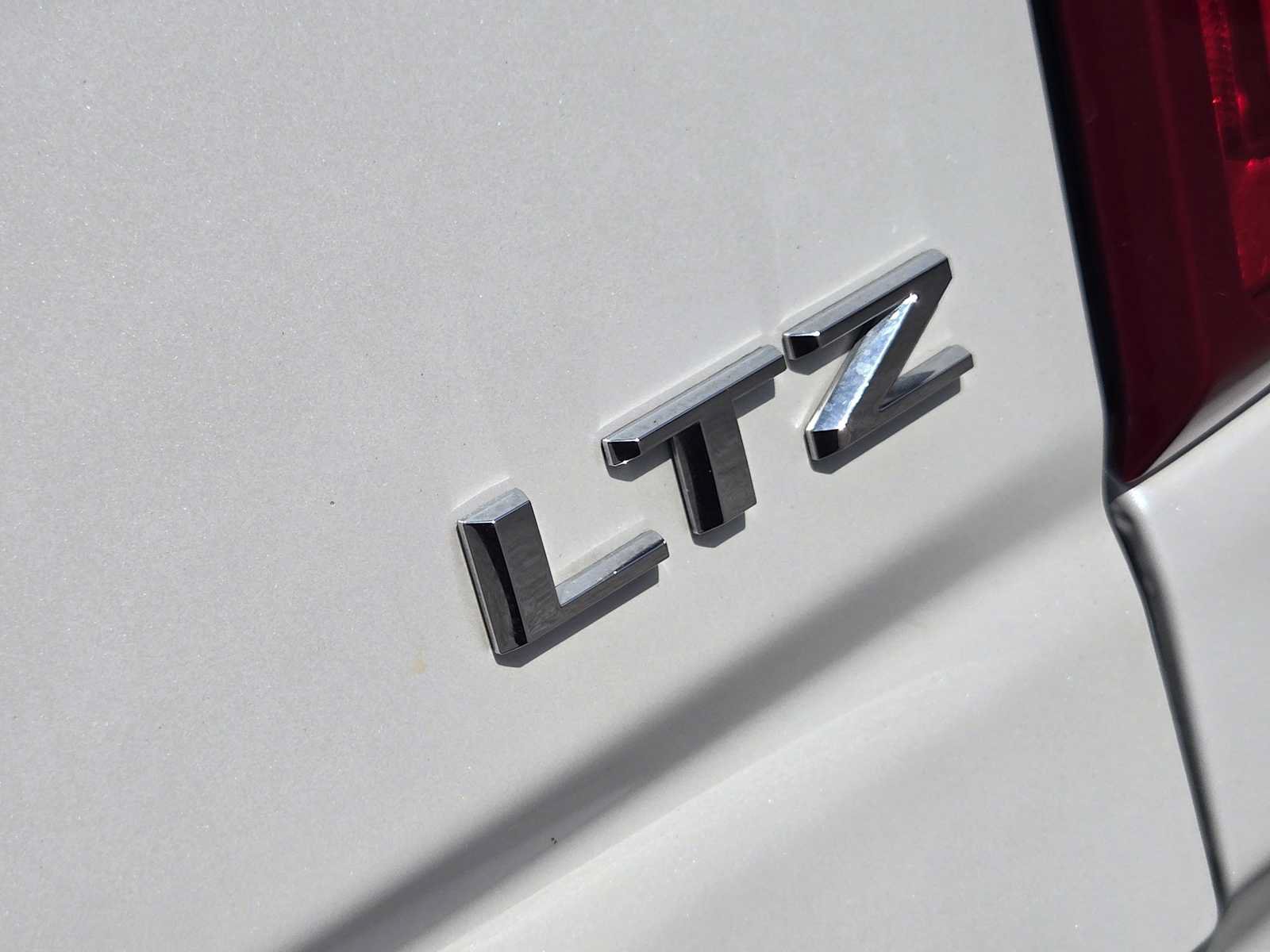 Certified 2024 Chevrolet Silverado 3500 LTZ w/ LTZ Convenience Package AWD/4WD image 11