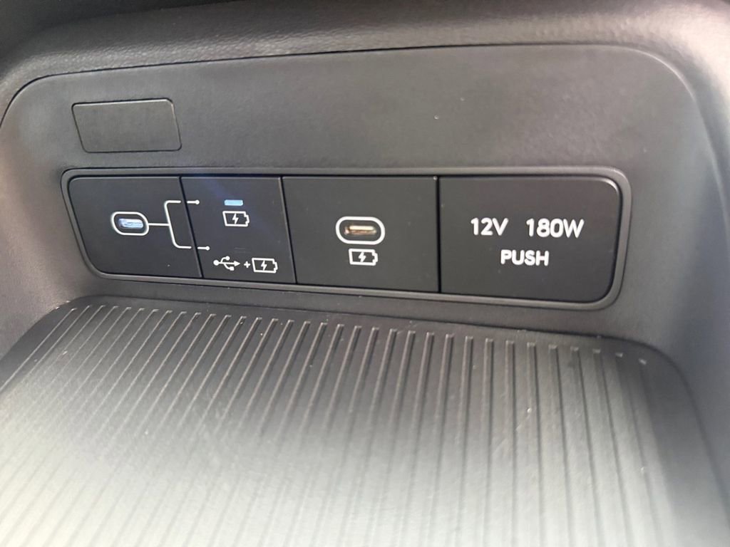 Certified 2026 Hyundai Kona SE FWD image 16