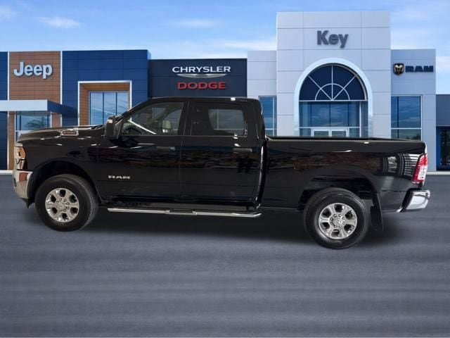 Used 2024 RAM 2500 Big Horn AWD/4WD video 3