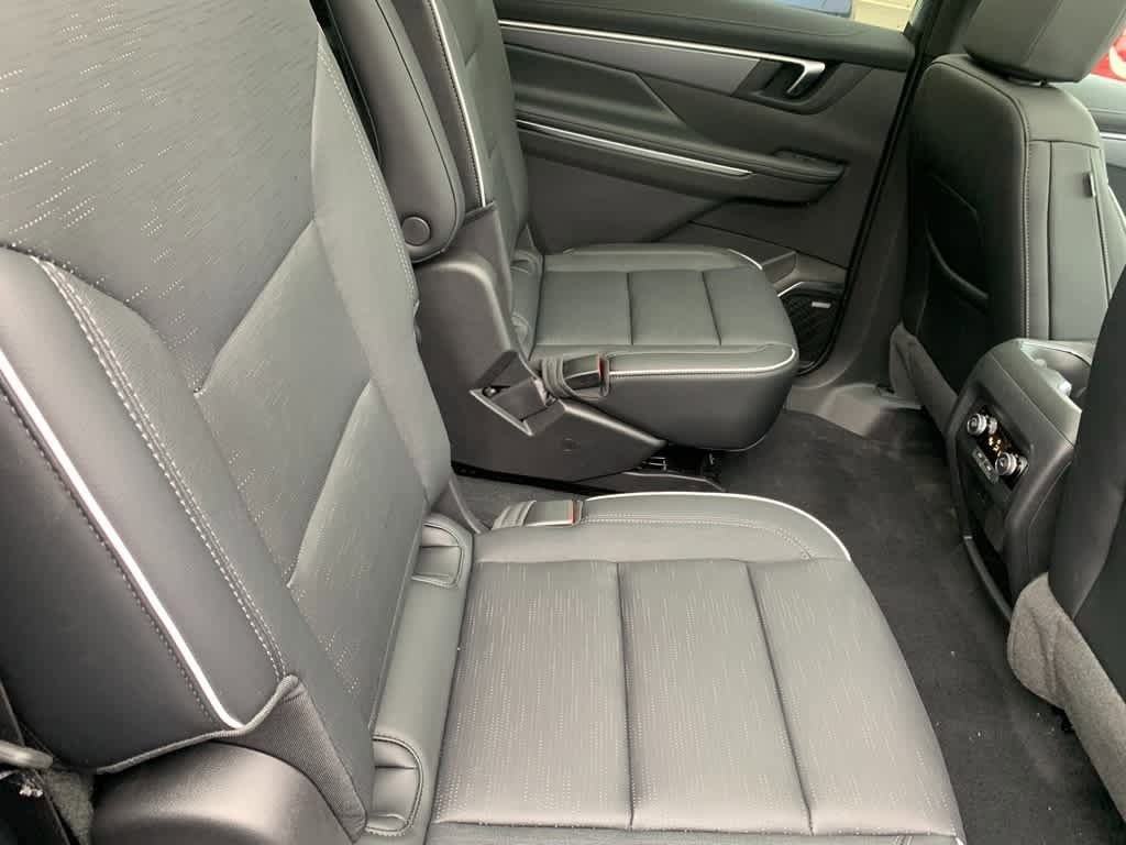 Used 2026 Buick Enclave Sport Touring w/ Power Package AWD/4WD image 23