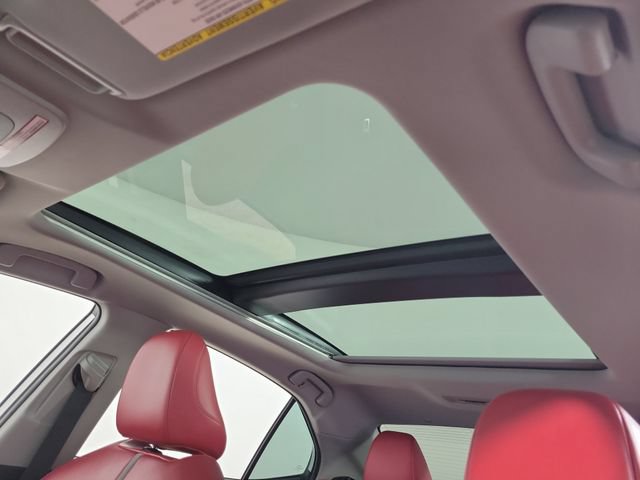 Used 2020 Toyota Camry XSE FWD image 21