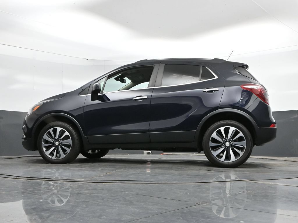 Used 2021 Buick Encore Preferred AWD/4WD image 44