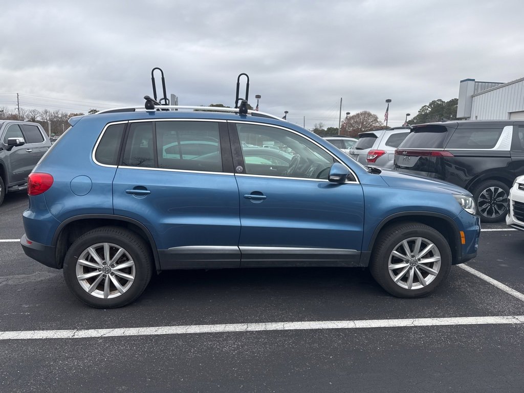Used 2017 Volkswagen Tiguan Wolfsburg Edition image 4