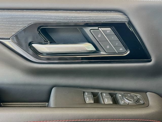 New 2026 GMC Yukon AT4 Ultimate w/ LPO, Floor Liner Package AWD/4WD image 13