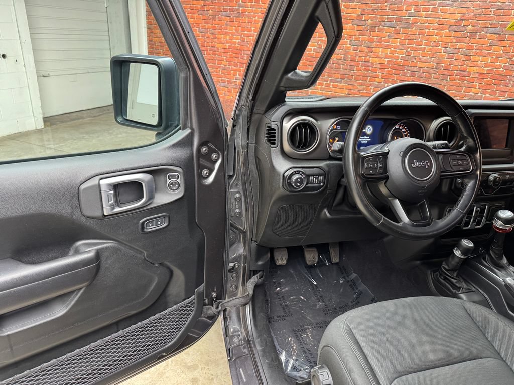 Used 2020 Jeep Gladiator Sport w/ Quick Order Package 23S AWD/4WD image 9