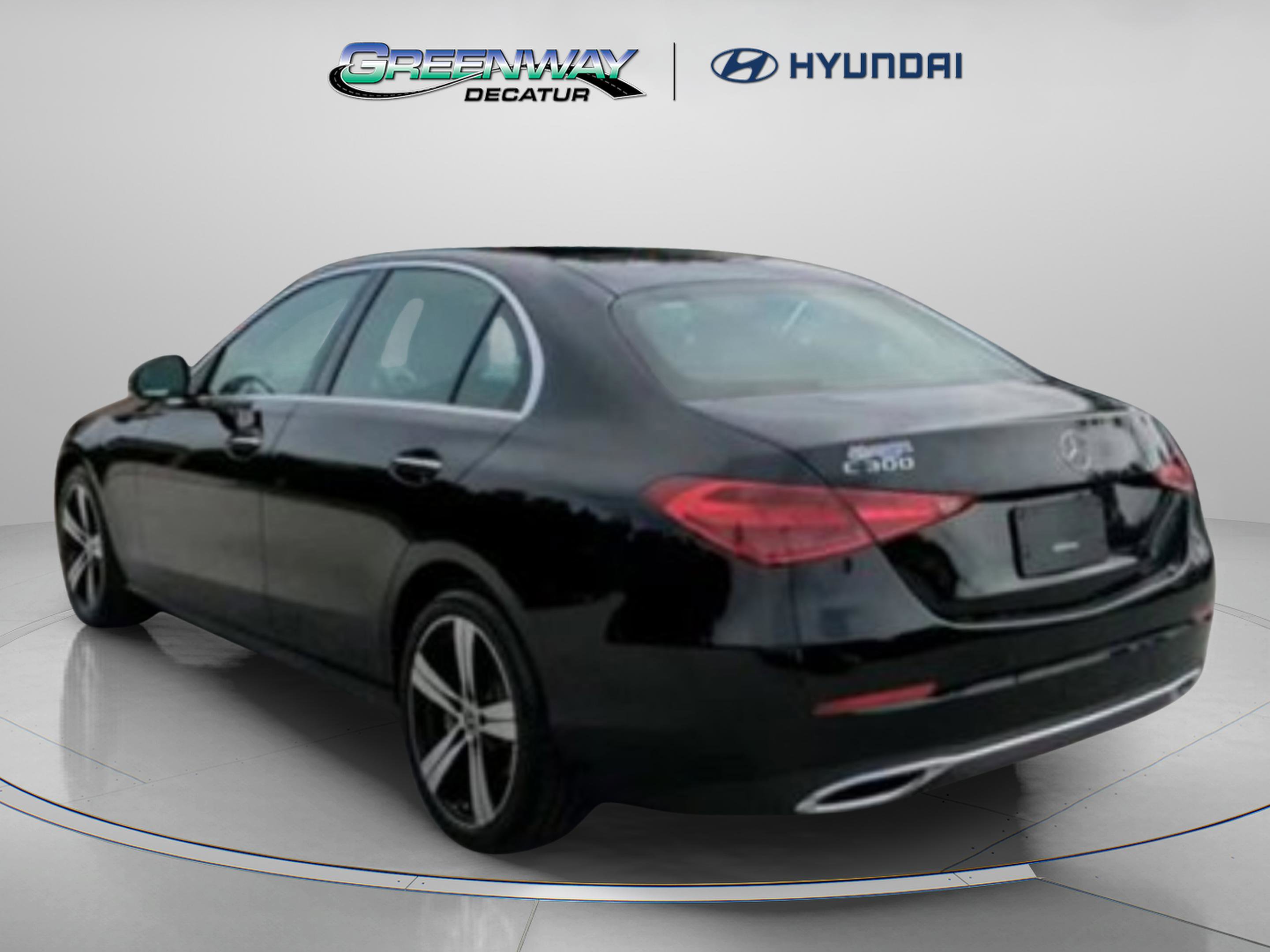 Used 2025 Mercedes-Benz C 300 Sedan image 19