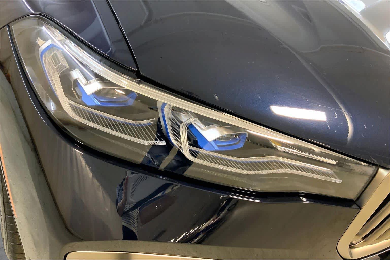 Used 2020 BMW X7 M50i w/ Executive Package AWD/4WD image 27