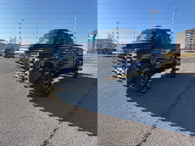 Used 2023 Toyota Tundra Limited image 3