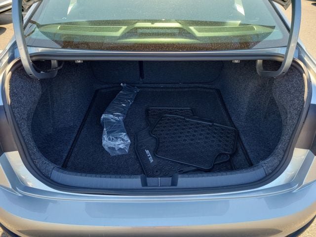 Certified 2023 Volkswagen Jetta Sport FWD image 7