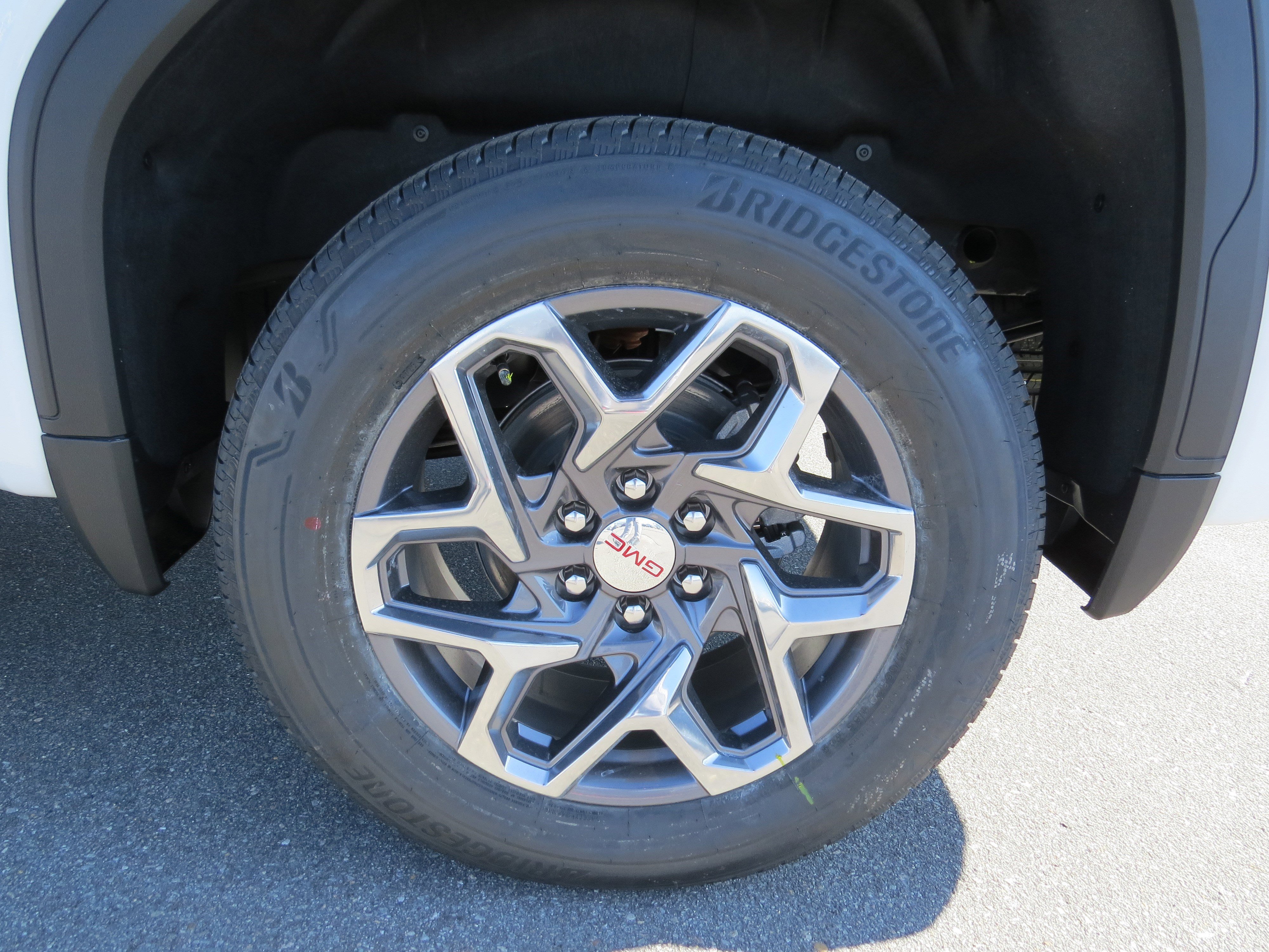 New 2026 GMC Sierra 1500 SLE w/ Preferred Package image 11