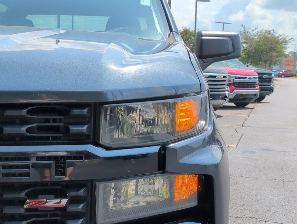 Used 2021 Chevrolet Silverado 1500 Custom Trail Boss w/ LPO, Dark Essentials Package AWD/4WD image 13