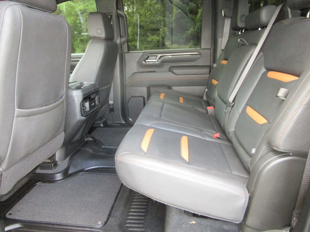 Used 2024 GMC Sierra 2500 AT4 w/ AT4 Premium Plus Package image 25