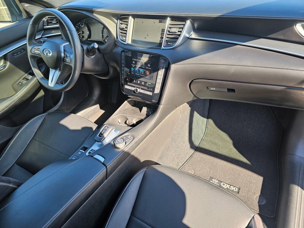 Used 2023 INFINITI QX50 Sport AWD/4WD image 13