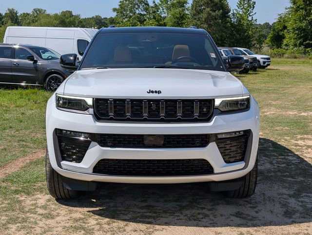 New 2026 Jeep Grand Cherokee Summit AWD/4WD image 3