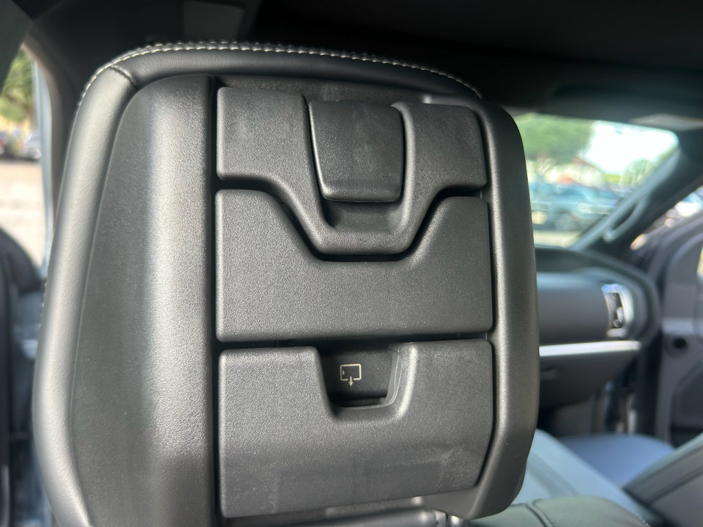 New 2027 Ford Expedition Platinum w/ Stealth Appearance Package RWD image 22