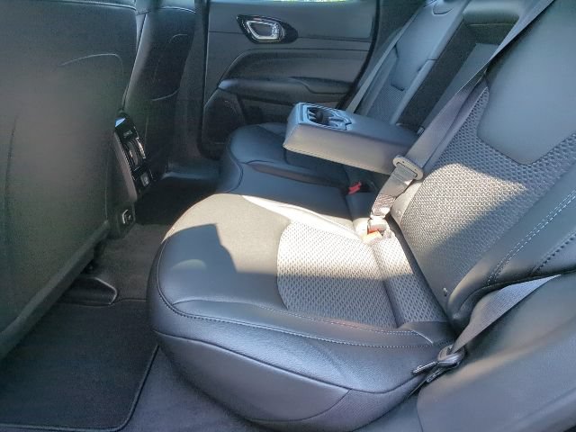 New 2026 Jeep Compass Latitude AWD/4WD image 22