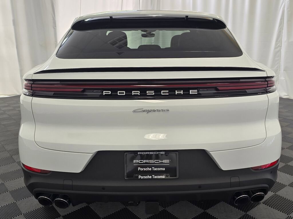 New 2025 Porsche Cayenne E-Hybrid Coupe image 7