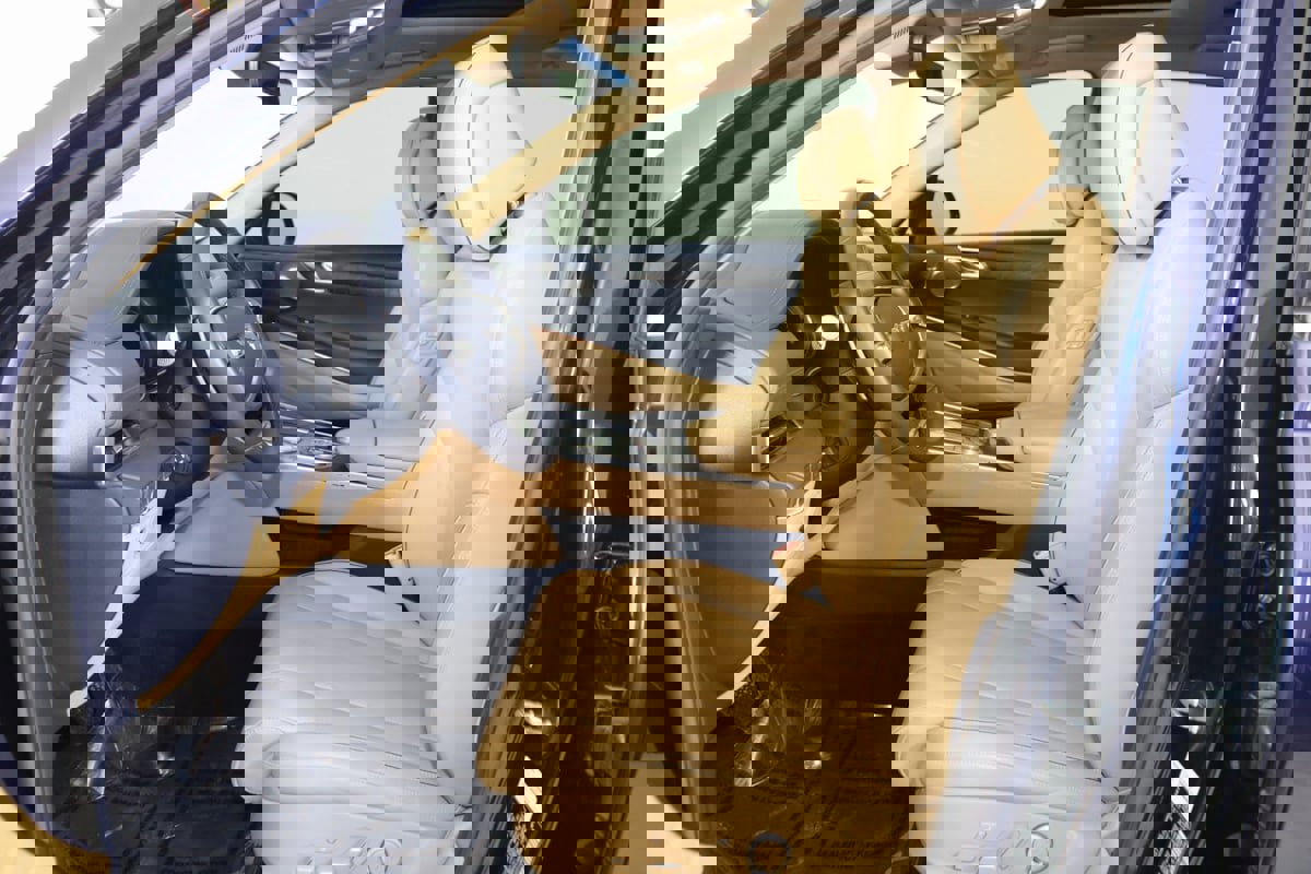 Used 2021 Genesis GV80 3.5T w/ Advanced Package 06 image 12