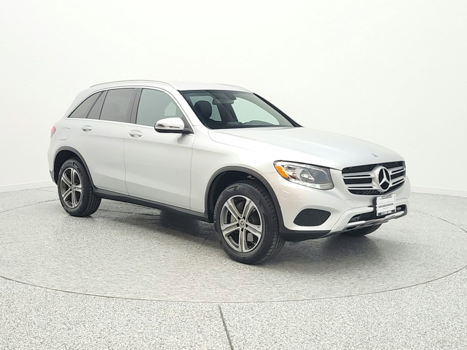 Used 2019 Mercedes-Benz GLC 300 image 3