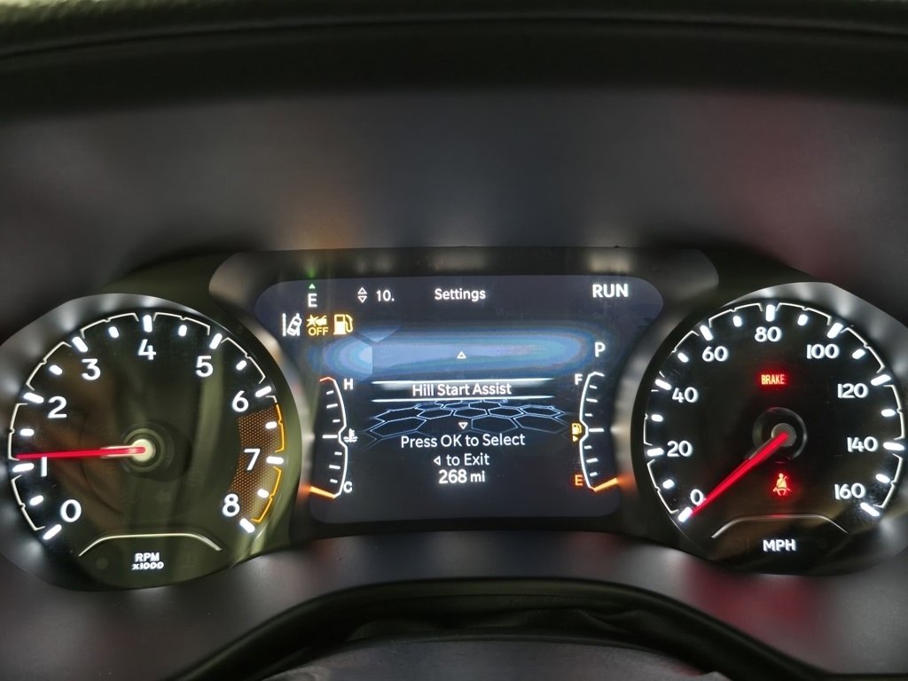 Used 2024 Jeep Compass Latitude image 27