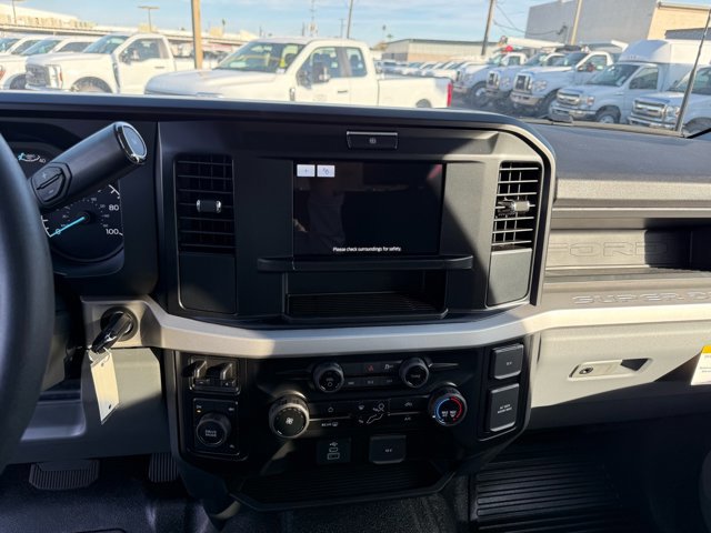 New 2026 Ford F550 4x4 Crew Cab image 9